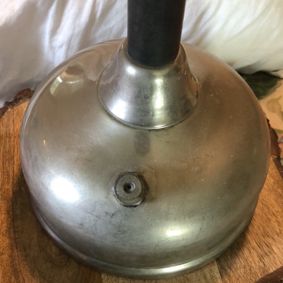 ANTIQUE 20-30’s COLEMAN Lamp Co Wichita Kansas USA Silver Fuel Base Vessel RARE - Picture 4 of 16